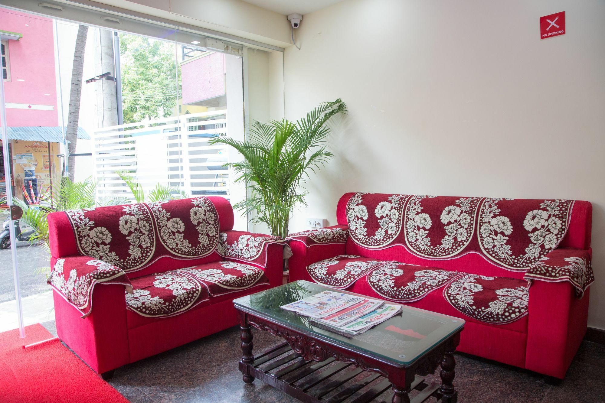 Hotel O Champion Comfort Near Hosahalli Metro Station Bangalore Exteriör bild