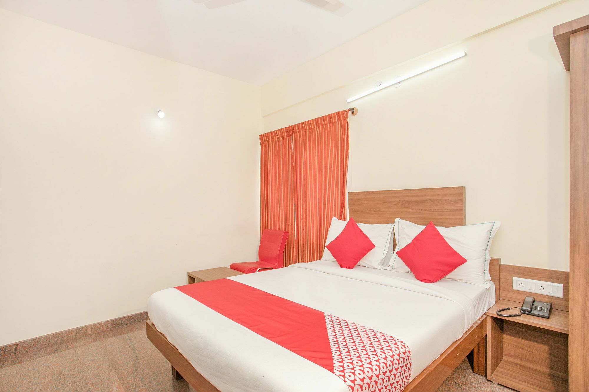 Hotel O Champion Comfort Near Hosahalli Metro Station Bangalore Exteriör bild